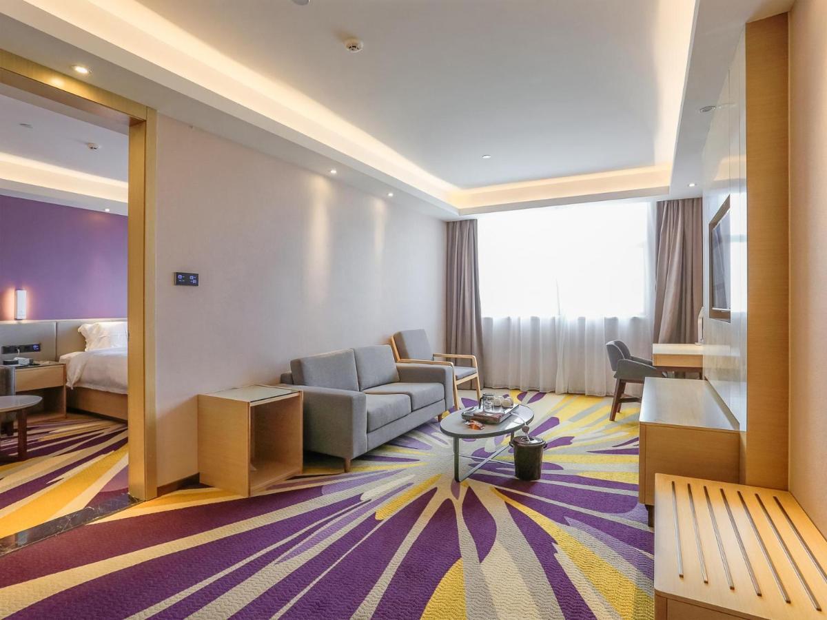 Lavande Hotel Dongguan Liaobu Center Εξωτερικό φωτογραφία